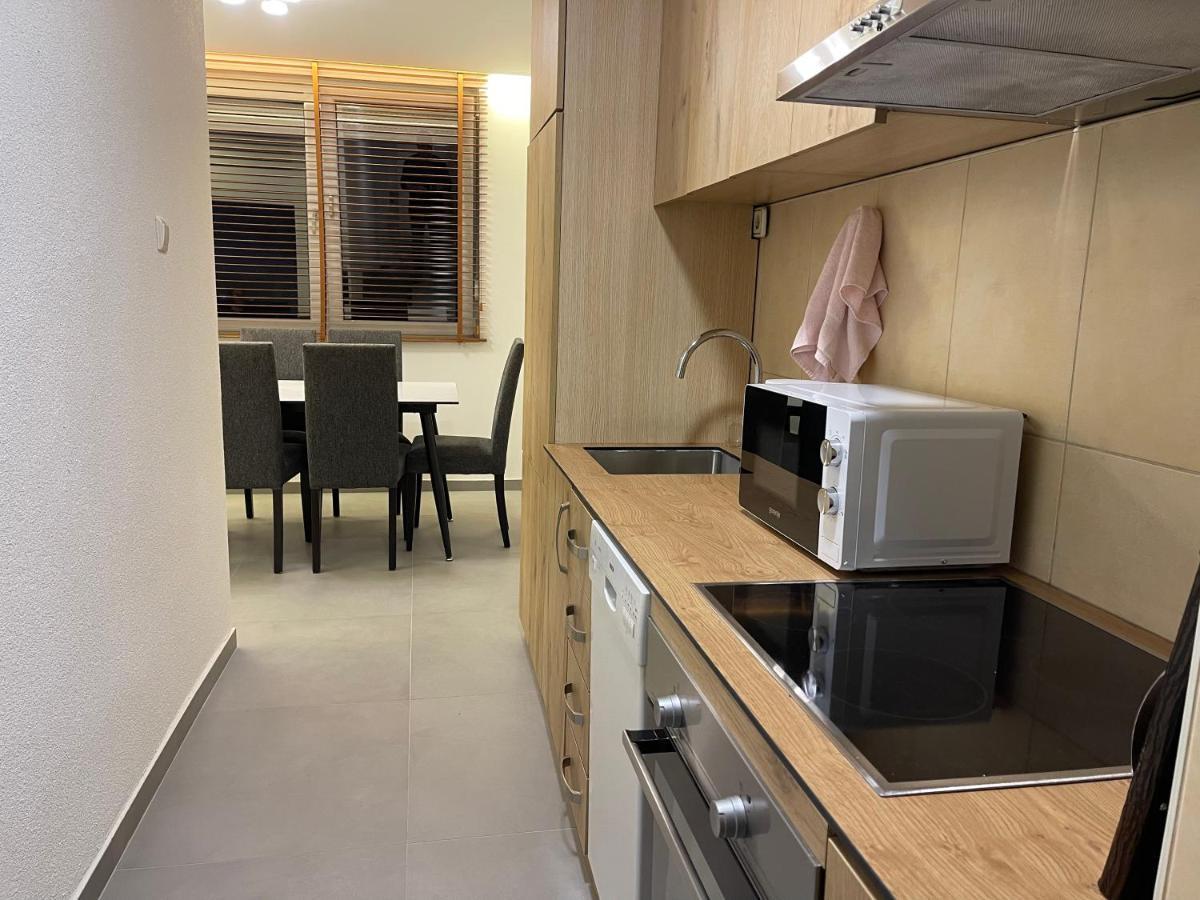 Idealapartments Llc 4 Приштина Экстерьер фото